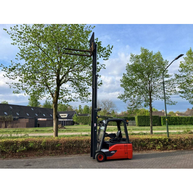 2016 ليندي E20L-02-43184282