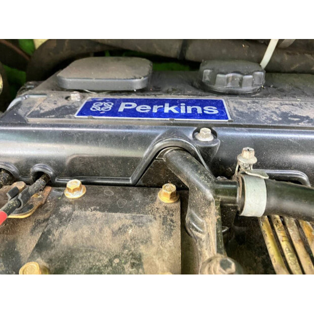 2004 ميرلو P33.7KT-43184326