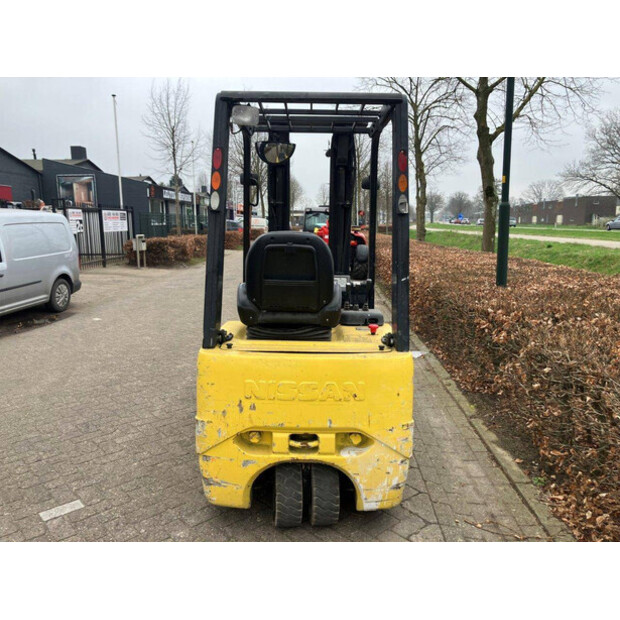 2008 نيسان 1N1L18Q-43184366