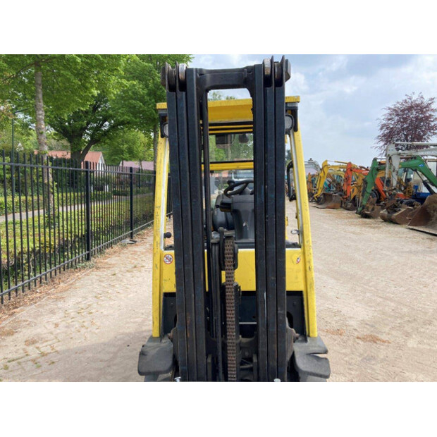 2011 هايستر H1.6FT-43184421