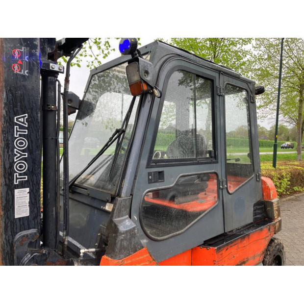 2008 تويوتا 7FBMF40-43184501