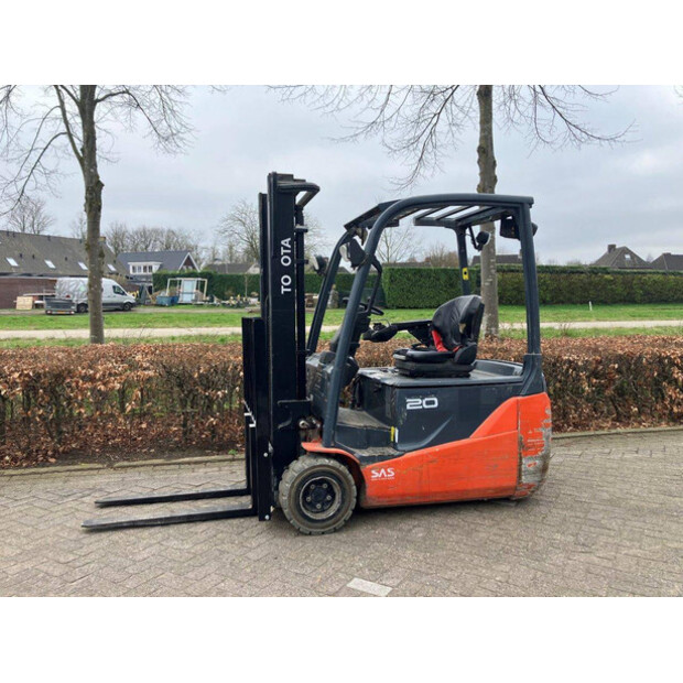 2017 تويوتا 8FBE20T-43184514