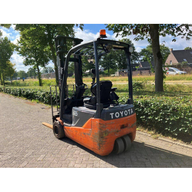 2016 تويوتا 8FBR20T-43184571