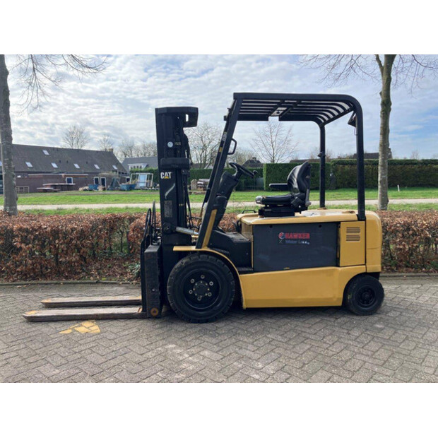 2009 كاتربيلر EP30K-43184631