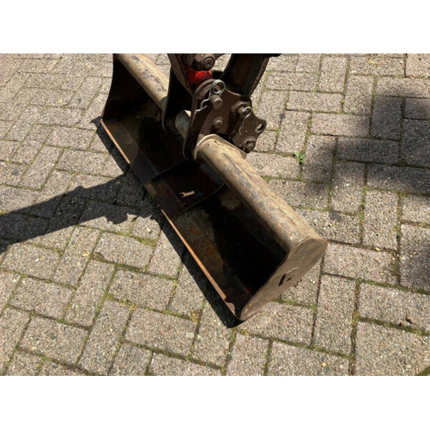 2007 نيوسون 1503RD-43184694