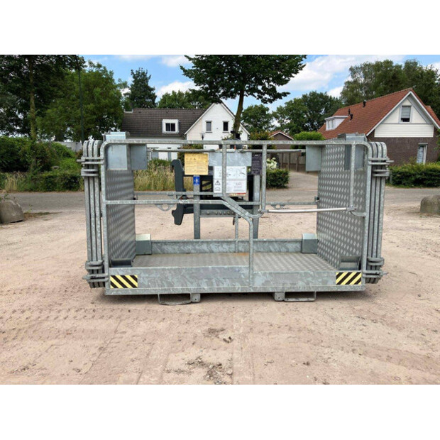 2016 جيه سي بي REP2-45JCB-43184701