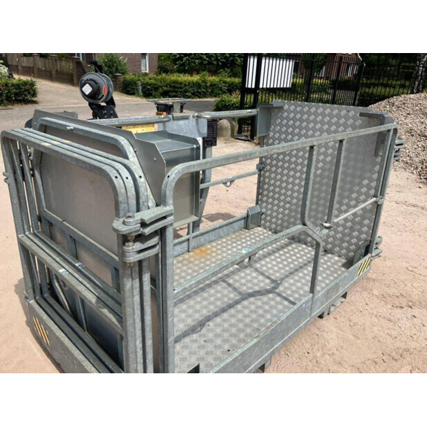 2016 جيه سي بي REP2-45JCB-43184707