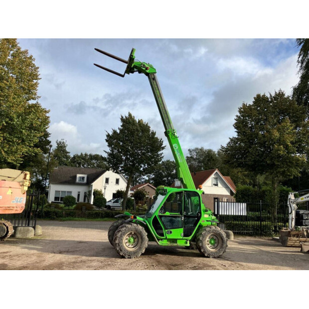 2010 ميرلو P32.6-43184751