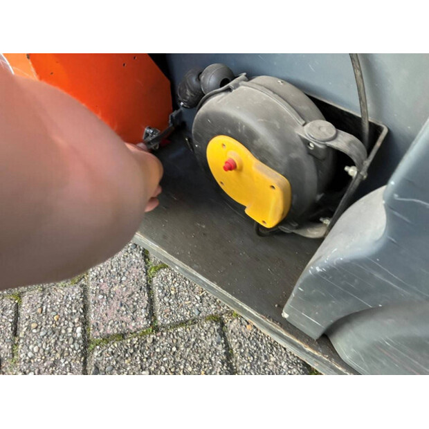 2015 جيه ال جي TOUCAN DUO-43184939