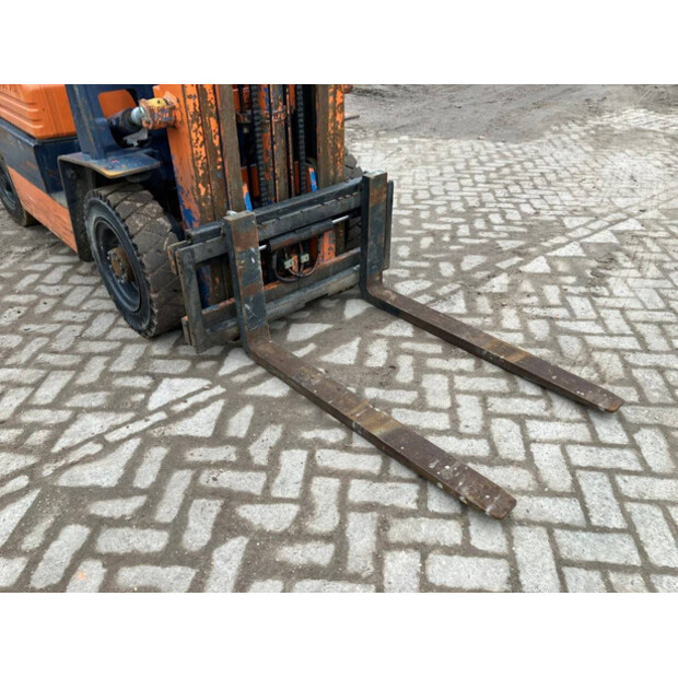 1990 Toyota 42-5FGF 25-43184977