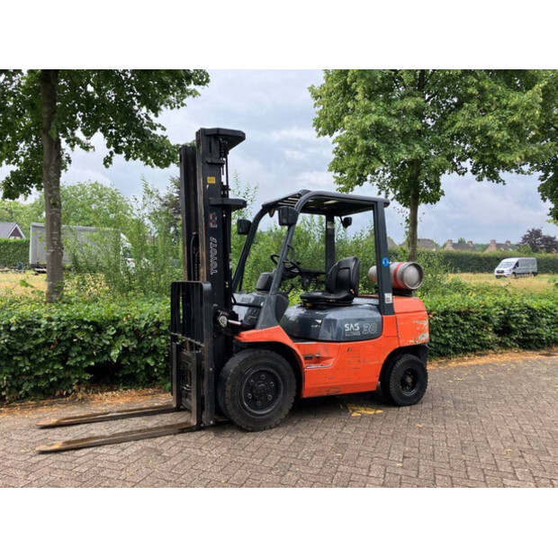 2005 Toyota 02-7FGF30-43185003