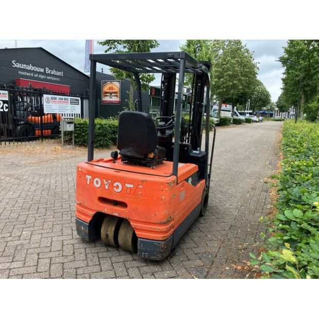 1996 Toyota 5FBE18-43185062