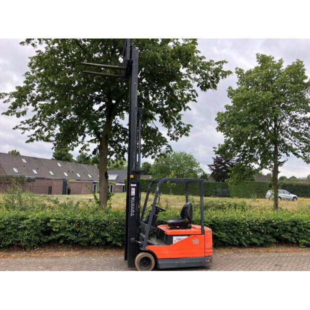 1996 Toyota 5FBE18-43185081