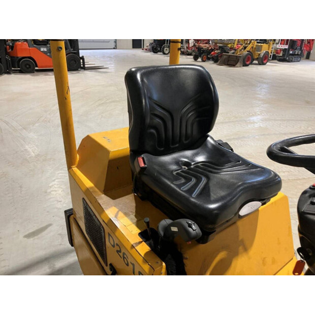 2002 GiANT D261S-43185131