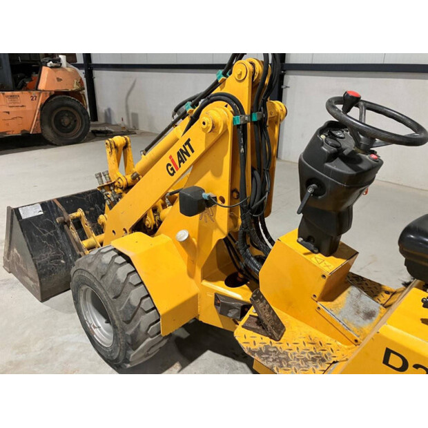 2002 GiANT D261S-43185133