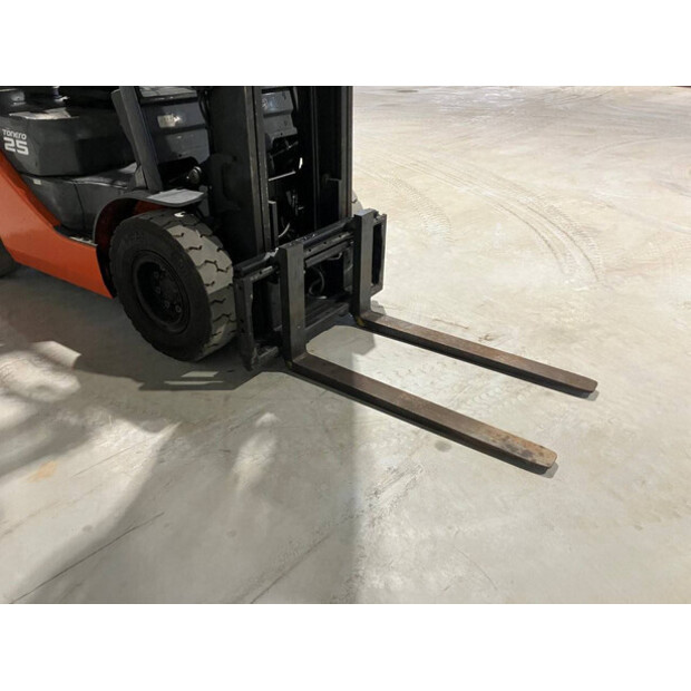 2008 Toyota 02-8FG25-43185168