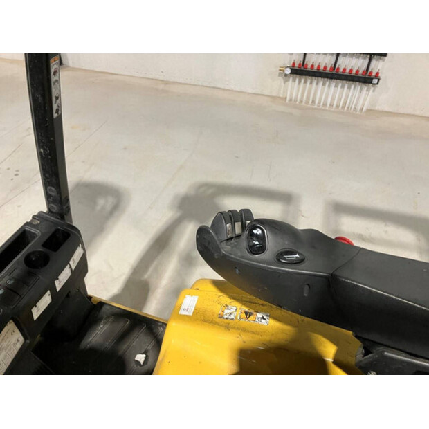 2015 يال ERP18VT-43185199