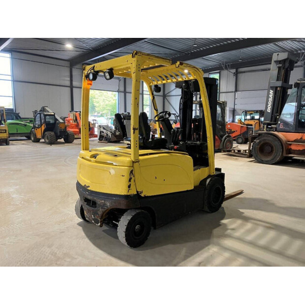 2017 Hyster J2.5XN-43185208