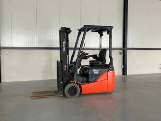 صورة ل رافعات 2020 تويوتا 8FBE15T