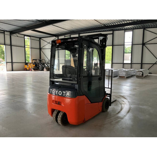 2020 Toyota 8FBEK16T-43185354