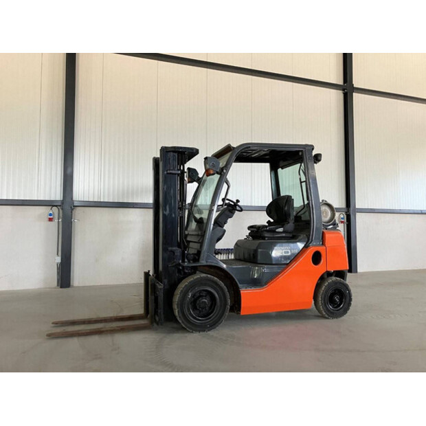 2013 Toyota 02-8FGF20-43185454