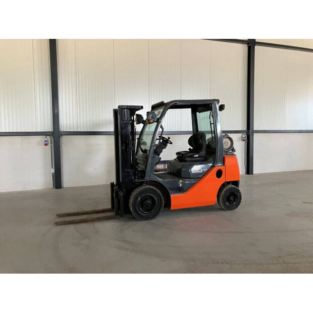 2013 Toyota 02-8FGF20-43185455