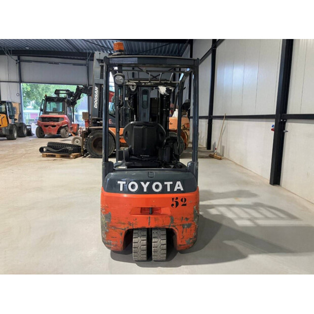 2018 Toyota 8FBE18T-43185473