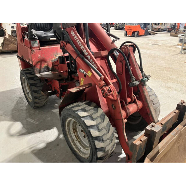 2001 فيديمان 1240-43185601