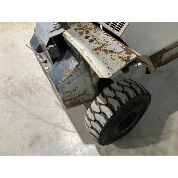 2000 اوسا CE-11-43185647