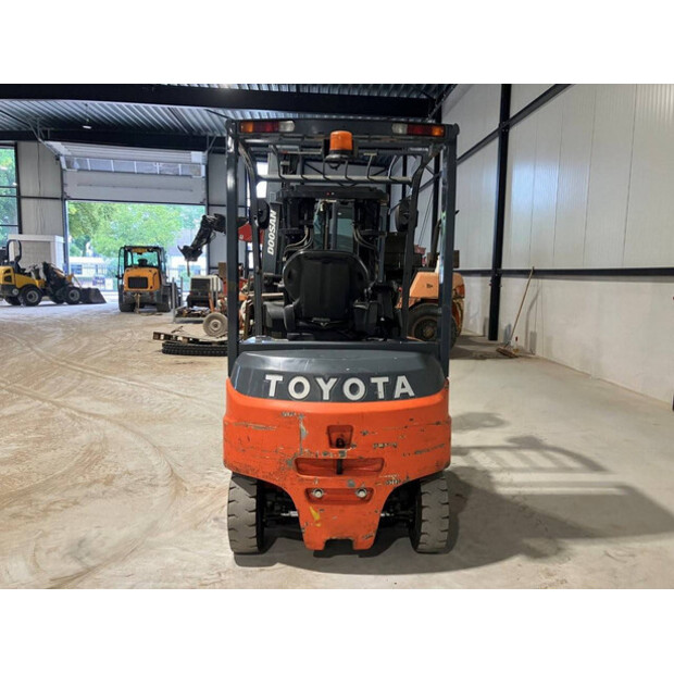 2013 تويوتا 8FBMKT20-43185715