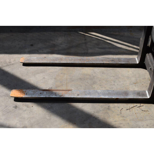 1997 نيسان CWP02L25CU-43186752