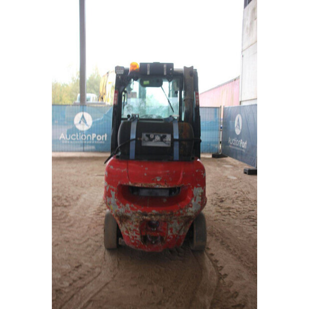 2015 نيسان 25-43199955