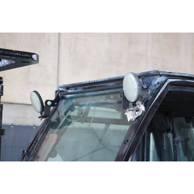 2015 نيسان 25-43199964