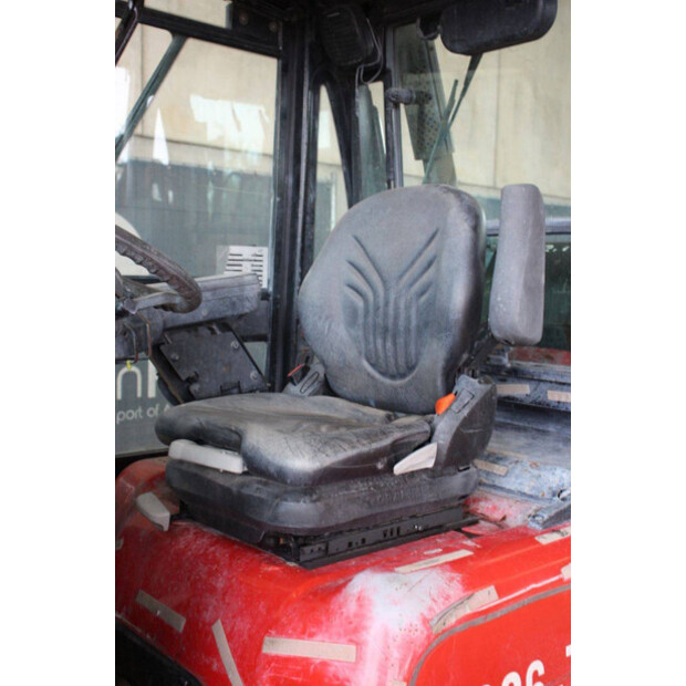 2015 نيسان 25-43199976