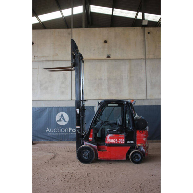 2015 نيسان 25-43199981