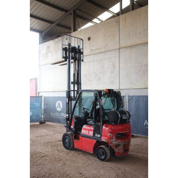 2015 نيسان 25-43199982