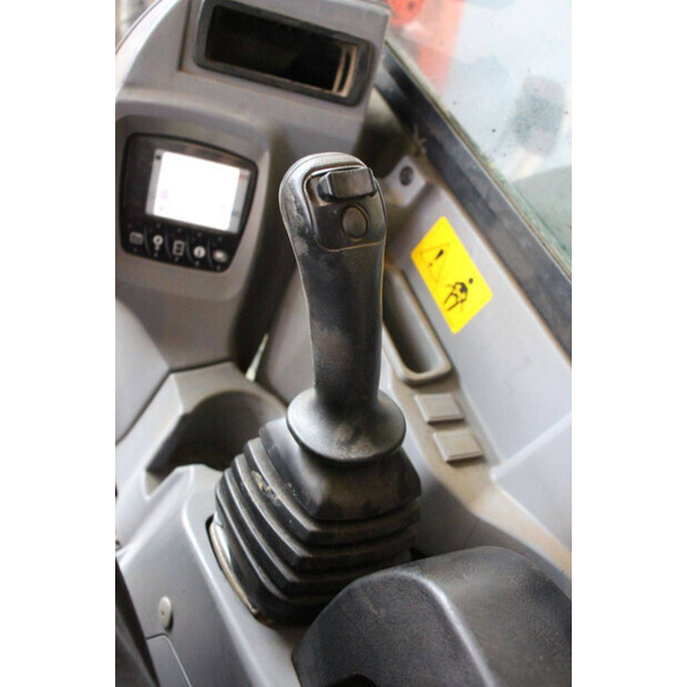 2018 كوبوتا KX080-4α-43200023