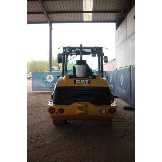 2011 كاتربيلر 906H-43200032