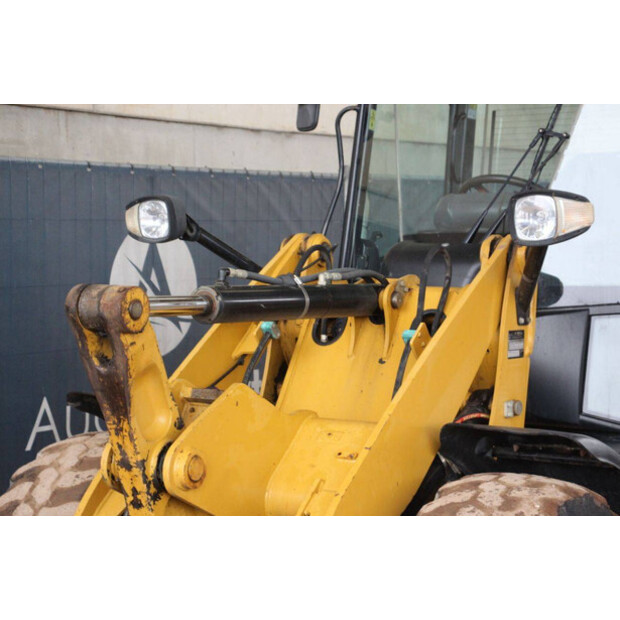 2011 كاتربيلر 906H-43200038