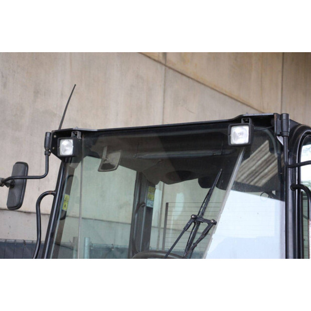 2011 كاتربيلر 906H-43200039