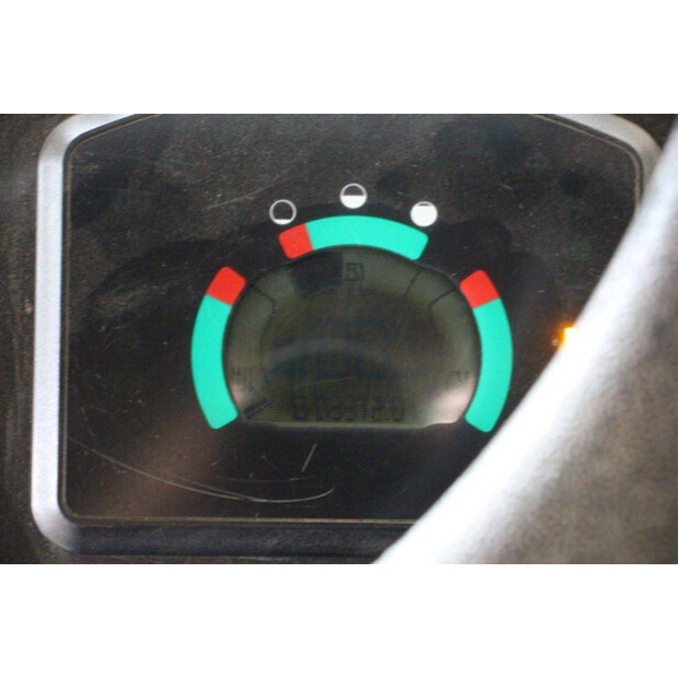 2011 كاتربيلر 906H-43200055