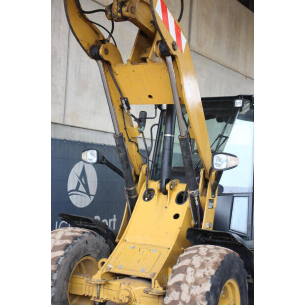 2011 كاتربيلر 906H-43200059