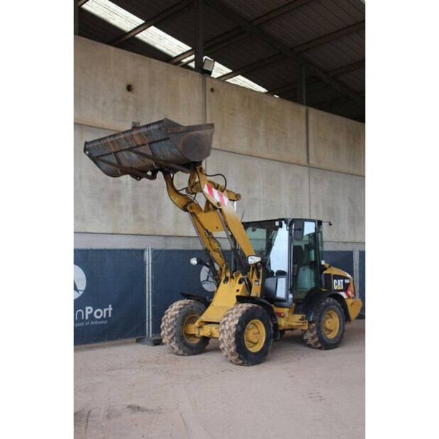 2011 كاتربيلر 906H-43200060