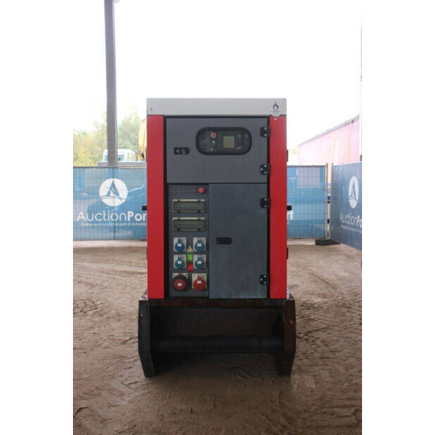 2011 Sdmo R220C3-43200283