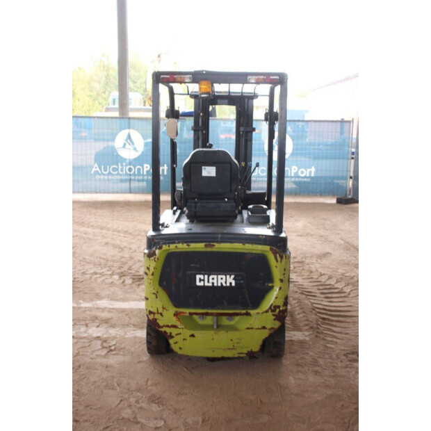 2019 كلارك EPX25i-43200334