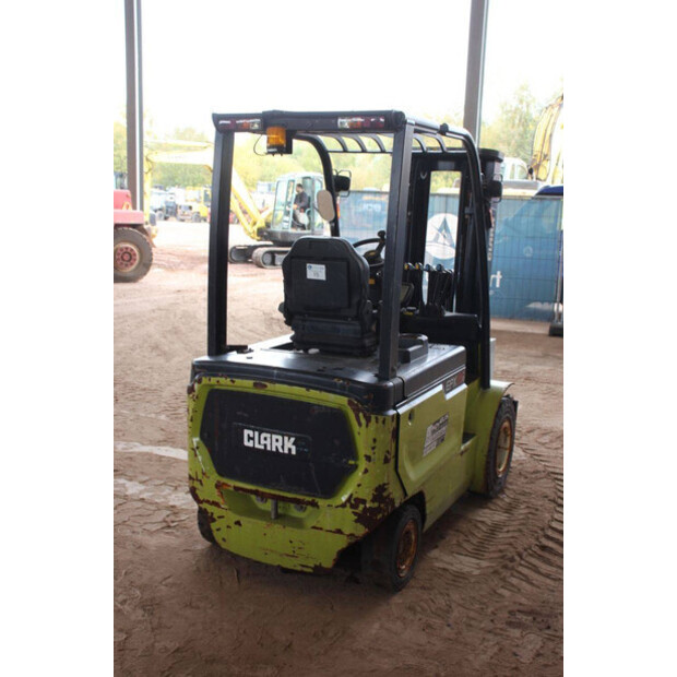 2019 كلارك EPX25i-43200335