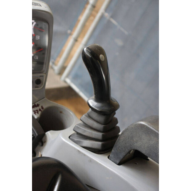 2015 KUBOTA KX016-4-43200511