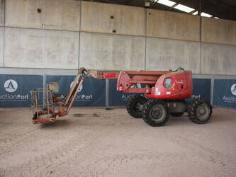 صورة ل رافعات 2011 هولوت HA16PX