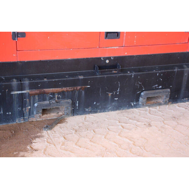 2011 Sdmo R220-43201178