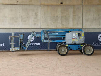 صورة ل رافعات سلة مفصلية 2008 جيني Z-45/25